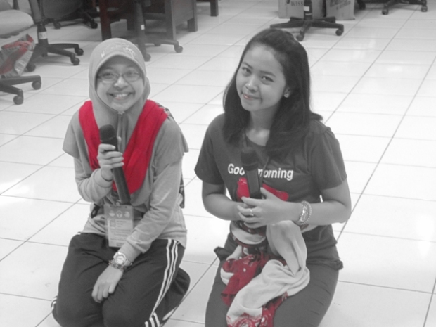 While i did a traditional song practice called Nembang, featuring Rani, East Java Delegate